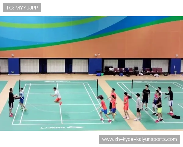 羽毛球社团现状